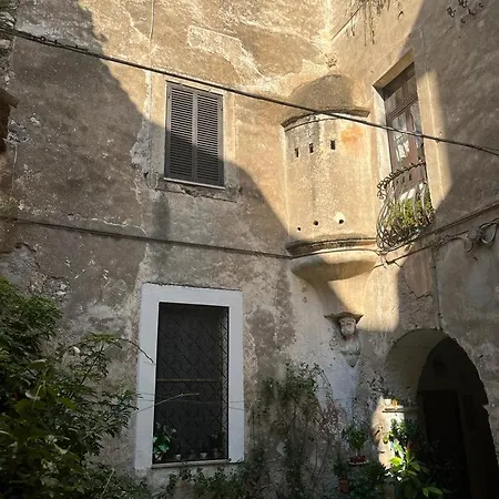 Antico Oratorio Dei Razza Daire Sermoneta